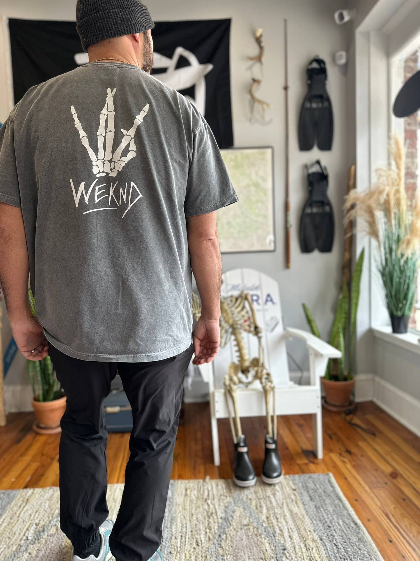 WEKND - "ALWAYS REPPIN" Tee - Pepper