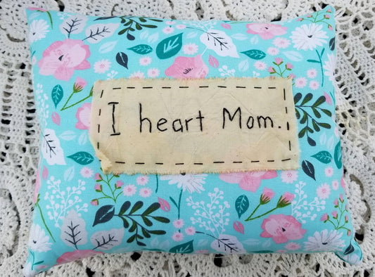 I heart Mom Pillow